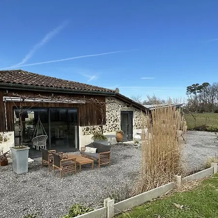 Lou Sarrat Hébergement de vacances